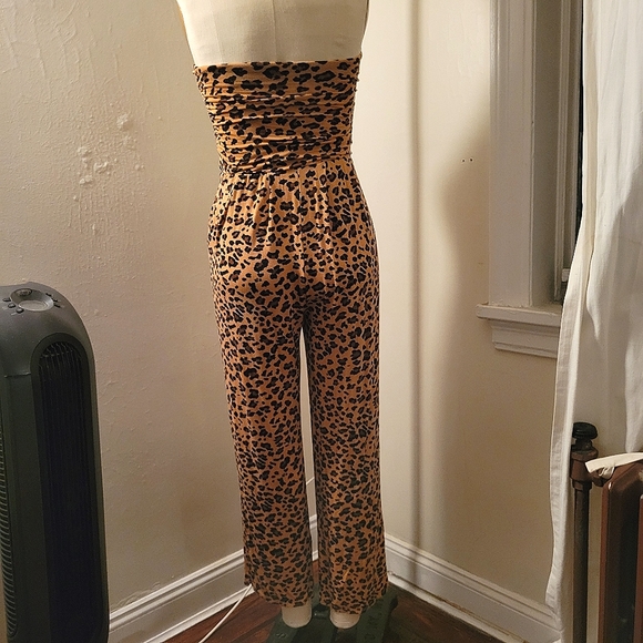 Leopard Print Jumpsuit - Picture 8 of 8